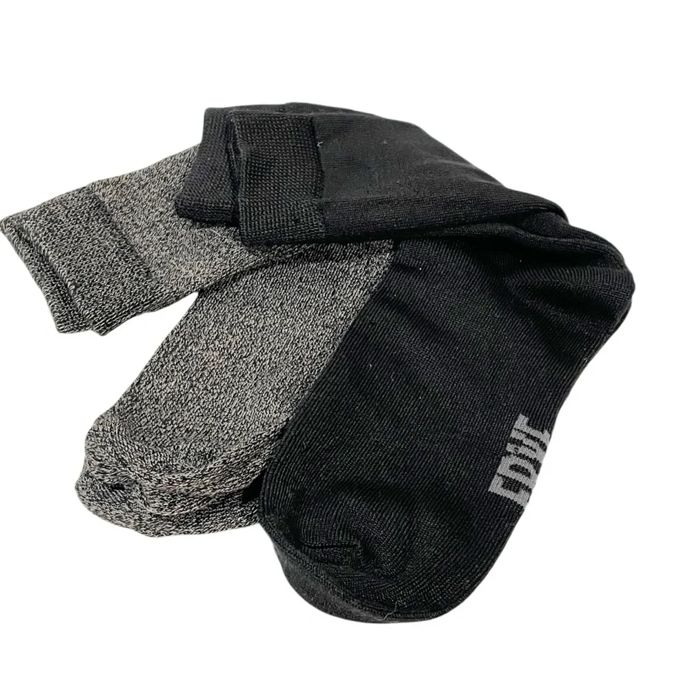 Frye Women’s Black Grey Thin Knit Crew Socks Lot of‎ 2